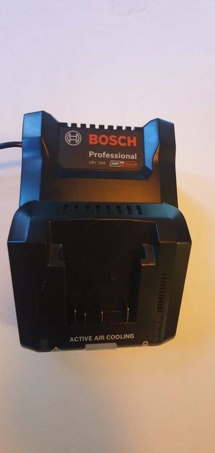 Batteripack 8st TOT Bosch 18V ProCORE Batterier 4, 5,5 ,8,12 Ah inkl laddstation