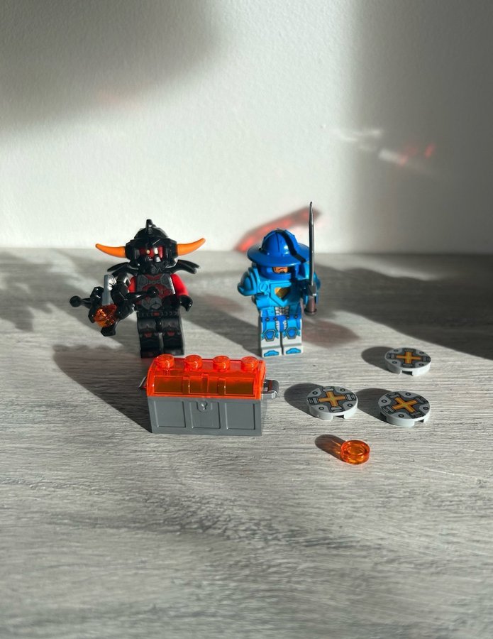 Lego Nexo Knights 70310 Knightons stridsfordon SÄLLSYNT!