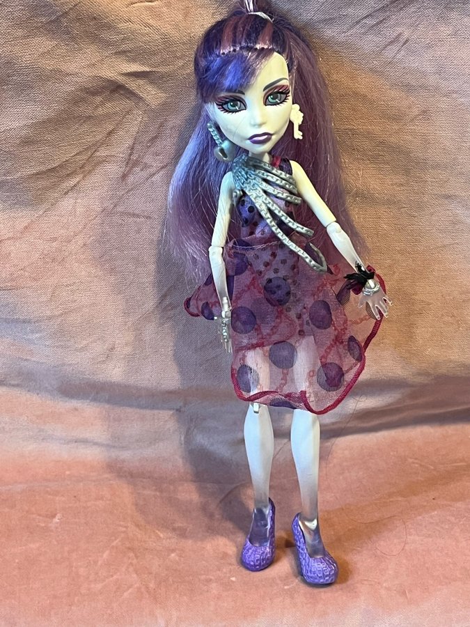 Spectra Vondergeist Monster high