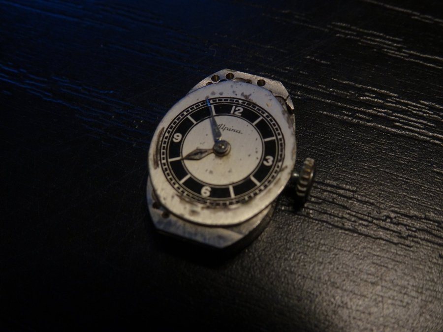 Alpina 465 armbandsklocka trasig (Alpina wristwatch 465 broken)