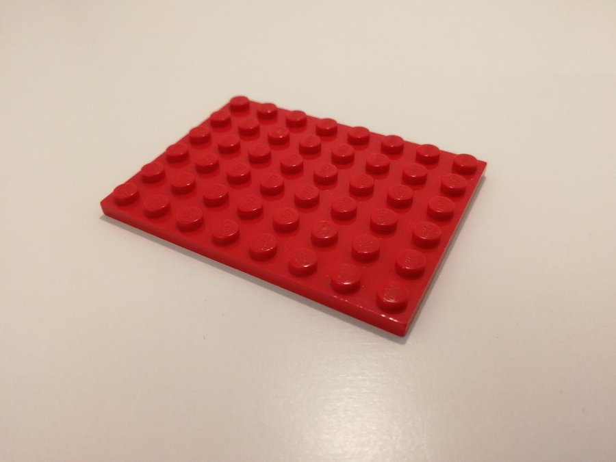 Lego - platta - plate - 6x8 - part 3036 - röd