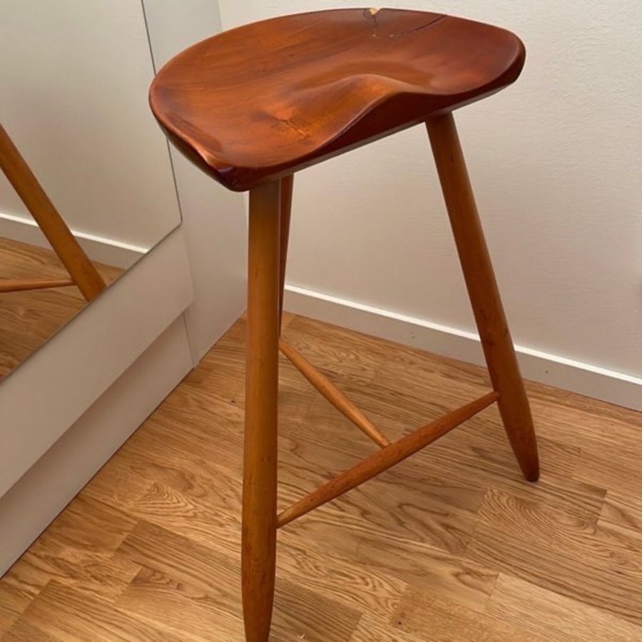 Vintage Teak Mjölkpall Tripod Pall 40/50-tal. Långt Stol Tre Ben Stämpel Märkt