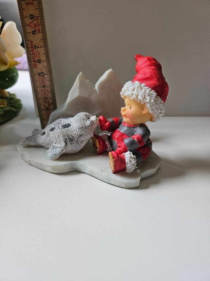 Jultomte och säl figur från Pobra