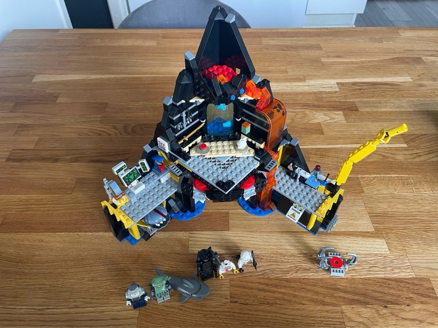 Lego Ninjago Garmadon's Volcano Lair | 70631