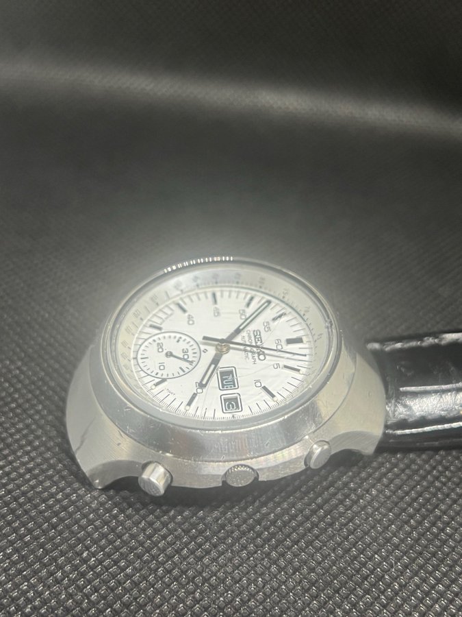 Seiko chronograph, Automatic