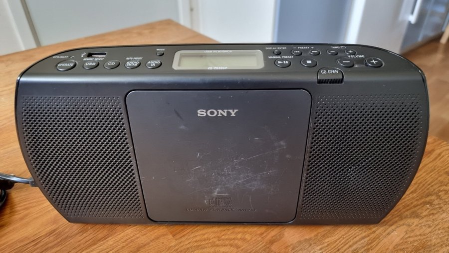 SONY ZS-PE40CP Personal Audio System (CD USB/MP3 FM/AM Radio)