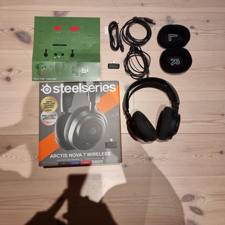 SteelSeries Arctis Nova 7 wireless