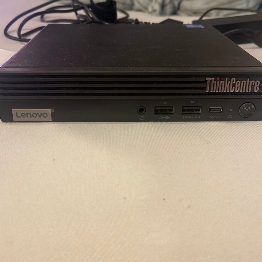 Lenovo ThinkCentre M720q Tiny Intel i5 12400t 16gb ddr4 ram 256 ssd