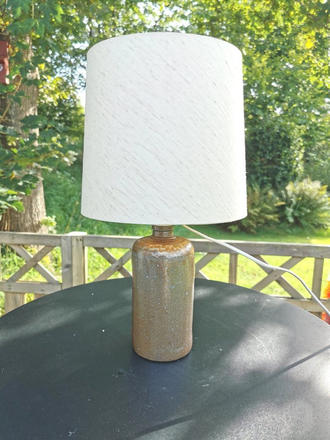 Vintage stonewarelamp~lampa i stengods~