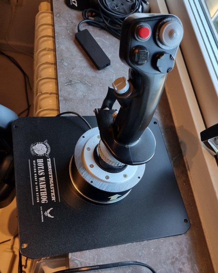 Thrustmaster Hotas Warthog