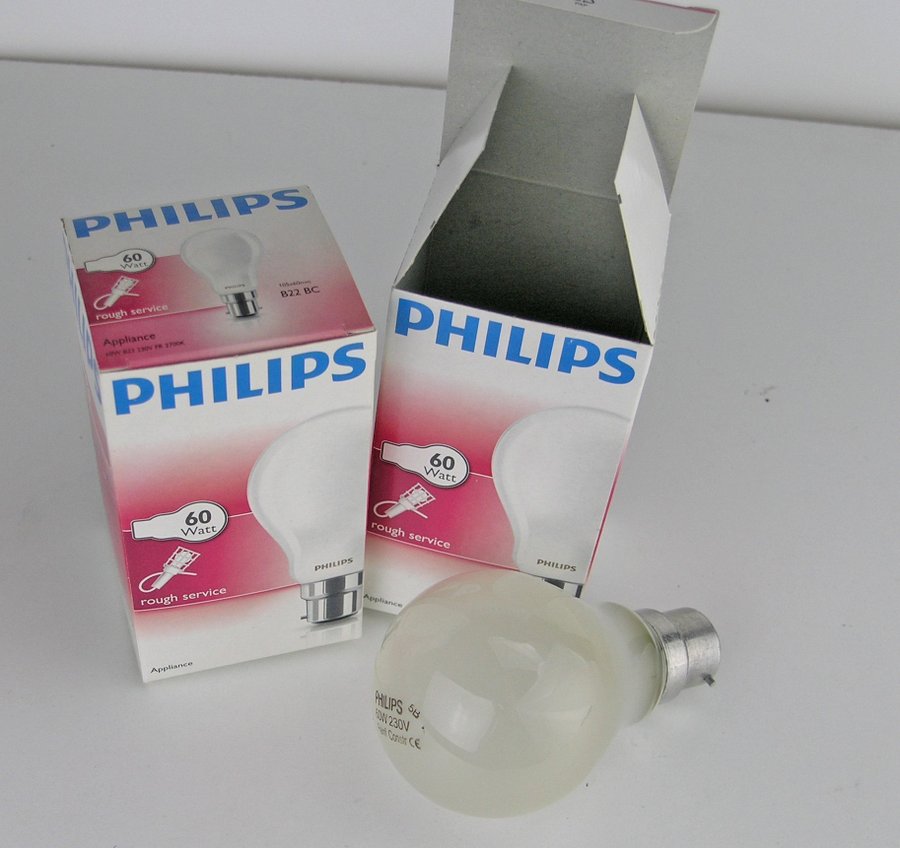 NYA! 2st B22 Philips 60w 230V Reinf Constr Skaktålig extra starkt glas matt