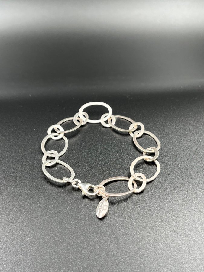 ARMBAND I ÄKTA SILVER NYTT