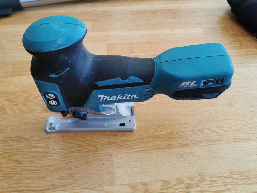 Makita sticksåg