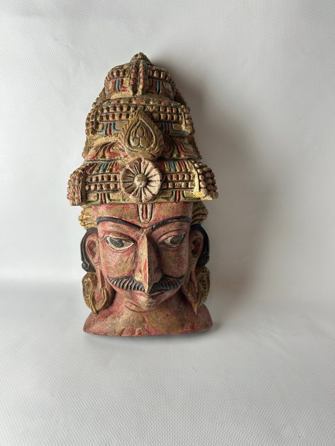 Indisk träskulptur Man Gud Väggprydnad. Hindu. orienten. Retro