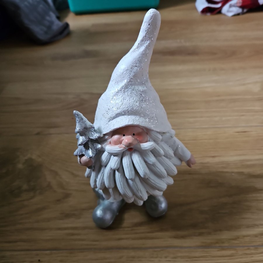 Vit tomte med glitter