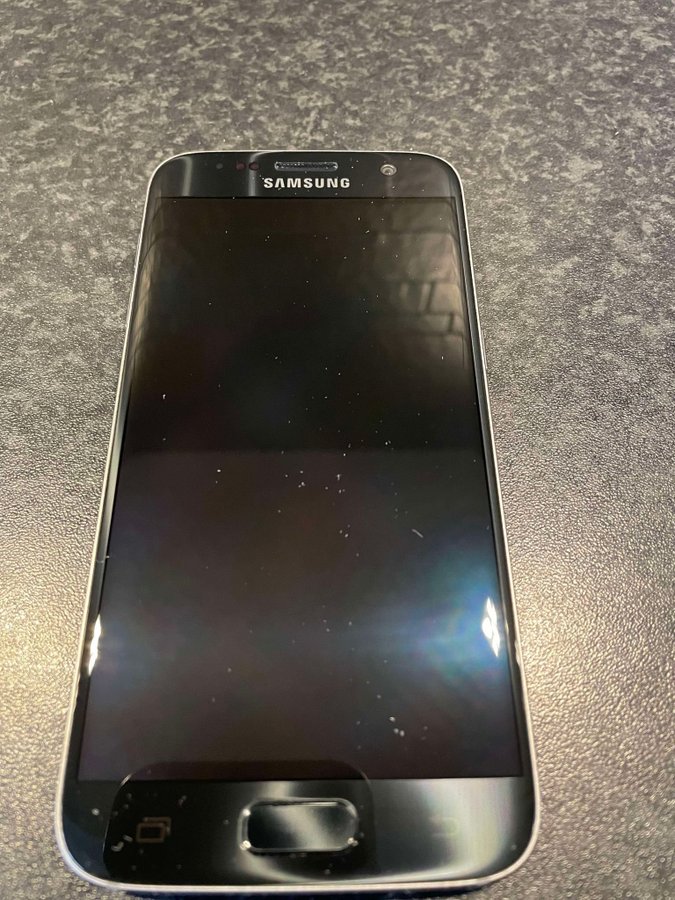 Samsung Galaxy S7 32GB (SM-G930F)