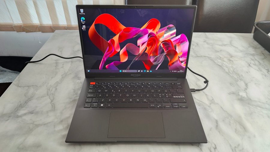 ASUS Vivobook 14 OLED