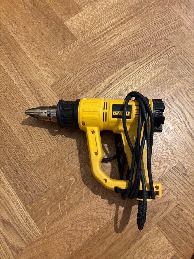 Dewalt varmluftspistol