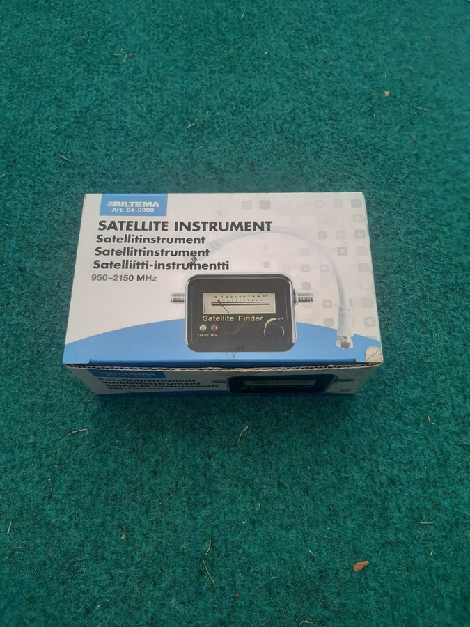 Sattelite instrument