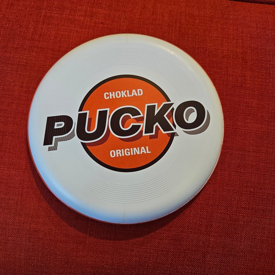 Frisbee från pucko i mycket fint skick.