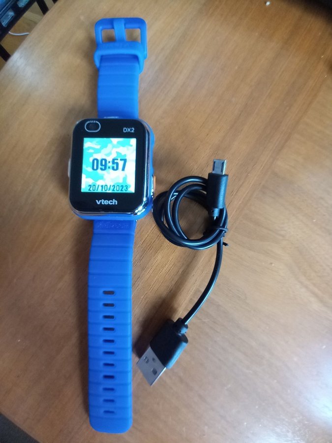 V Tech Smart Watch + USB kabel laddning