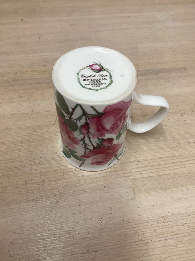 Roy Kirkham English Rose Mugg