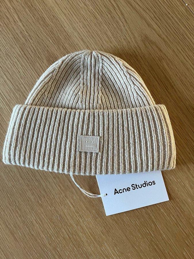 Acne Studios beige mössa, storlek ONE SIZE