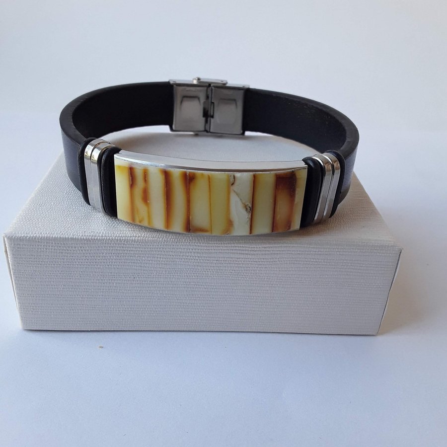 Baltic amber and black leather bracelet Unisex natural leather and gem bracelet