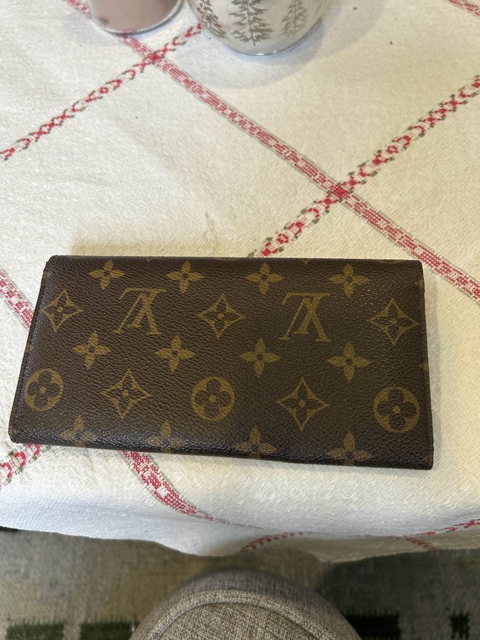 Louis vuitton emilie plånbok