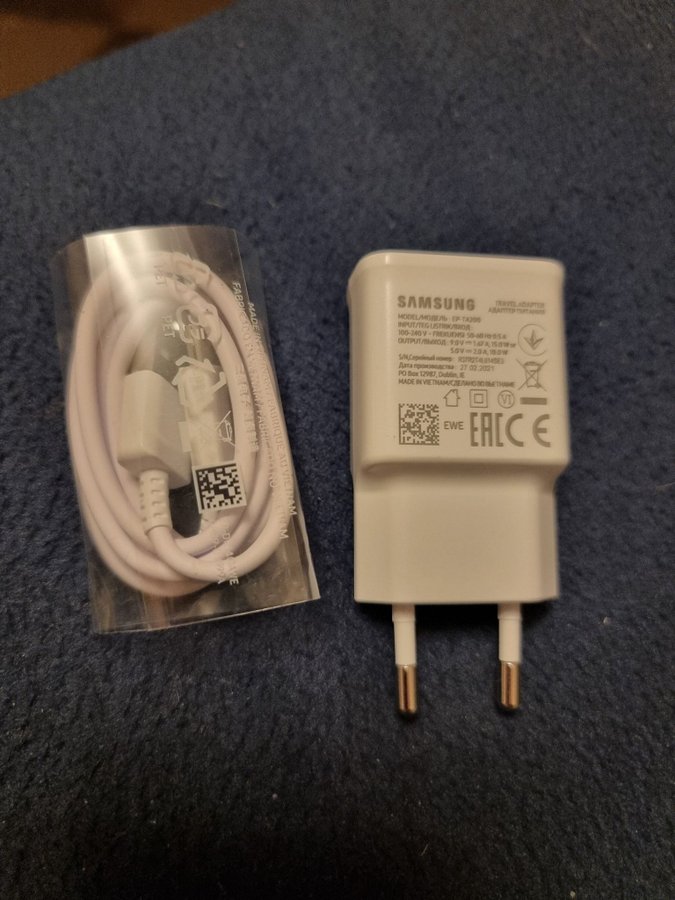 Samsung laddare/adapter + USB-C kabel - HELT NYTT!