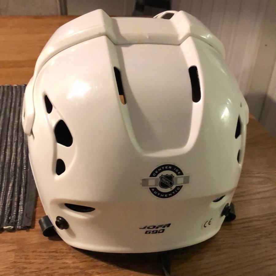 Jofa 690 L Ishockeyhjälm Storlek 56-61 cm