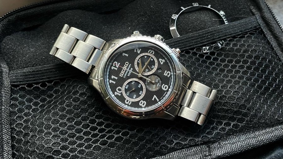 Discontinued Seiko Chronograph + Upgraded Glidelock Bracelet