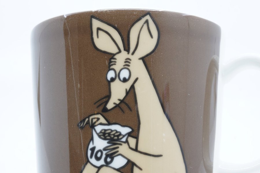 Muminmugg Sniff brun / Moomin Mug Sniff brown