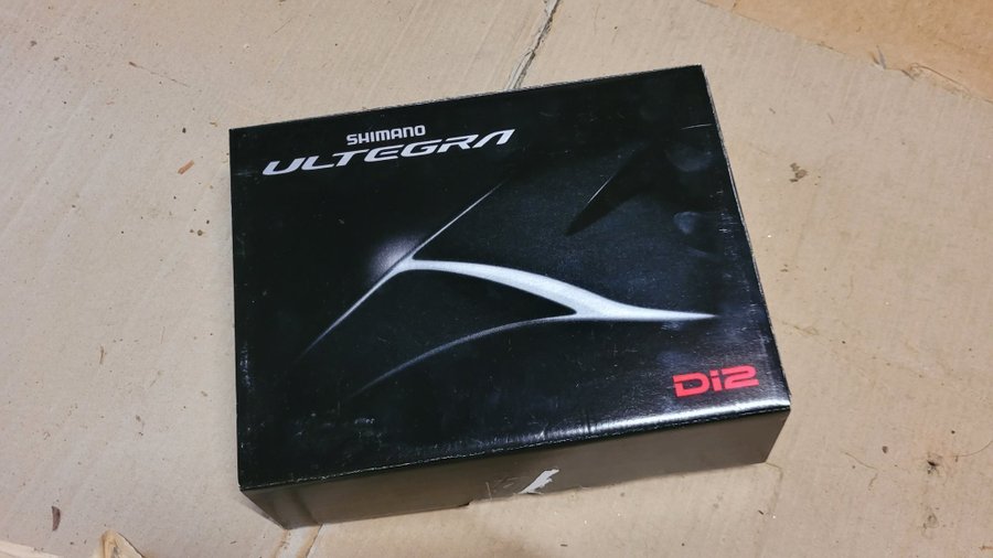 Shimano Ultegra Di2 ST-R8050 2x11 Växelreglage nya!