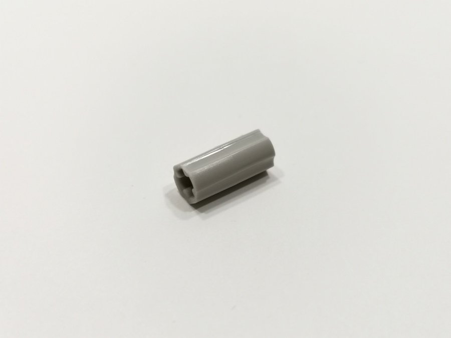 Lego - technic - axle connector - 2L - part 6538c - ljusgrå (bluish)