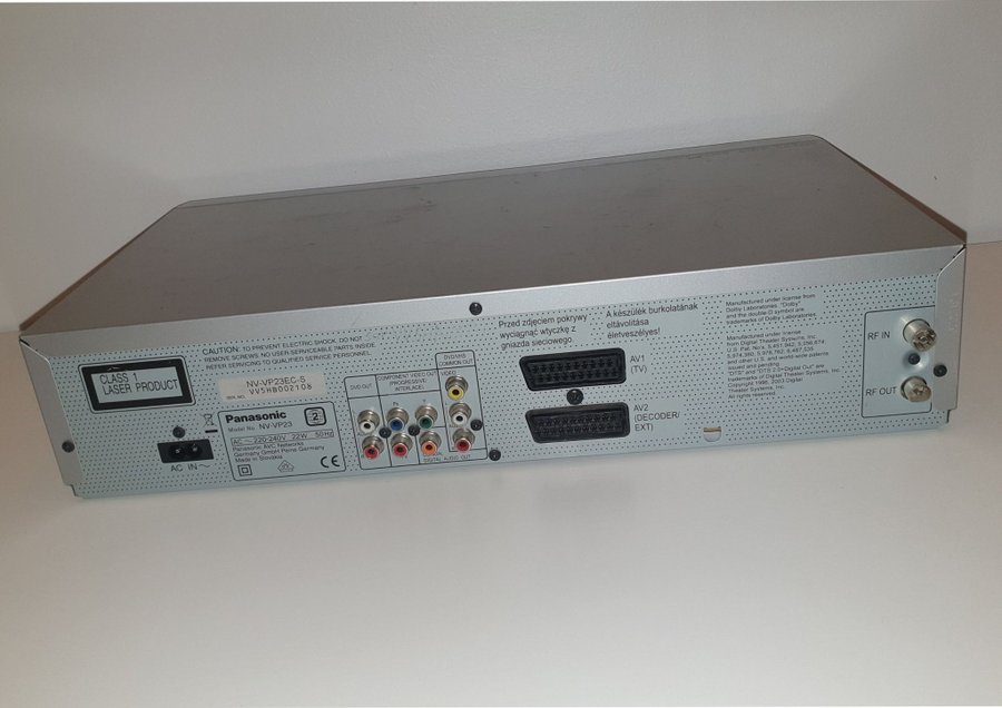 Panasonic NV-VP23 VHS  DVD combo