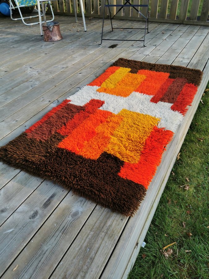 Rya rug by Desso~vintage 1970~modernist multi-color high pile~1970~