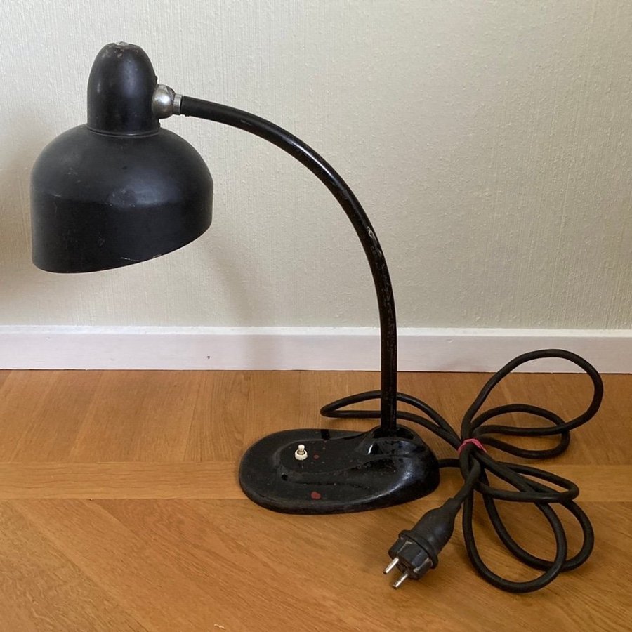 Escolux bordslampa svart metall retro 30-tal