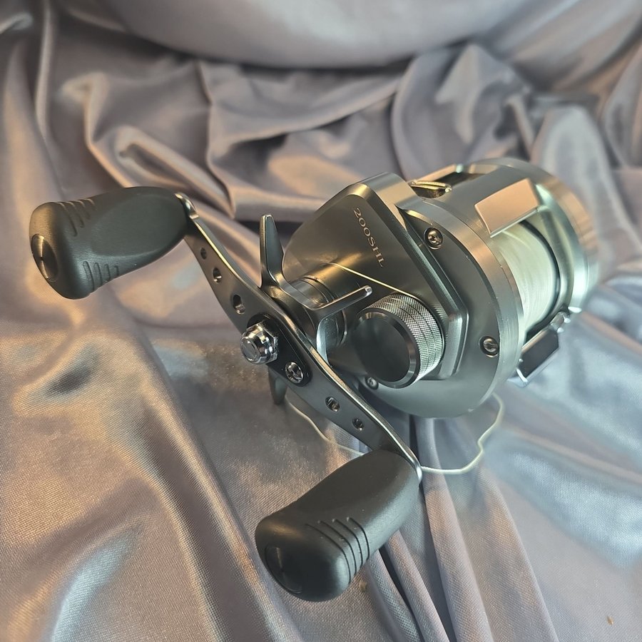 DAIWA PLUTON 200 SHL.