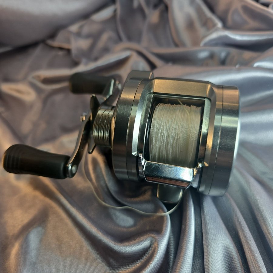 DAIWA PLUTON 200 SHL.