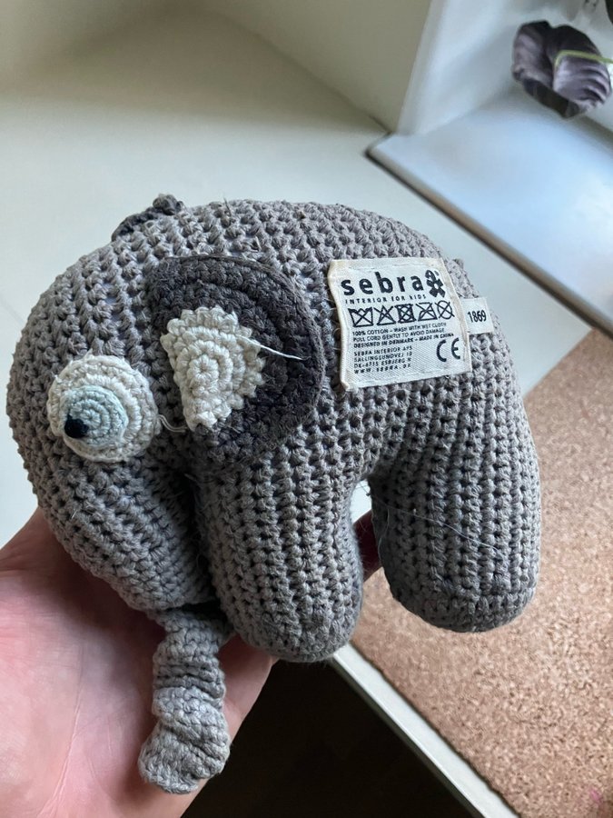 Sebra Elefant speldosa