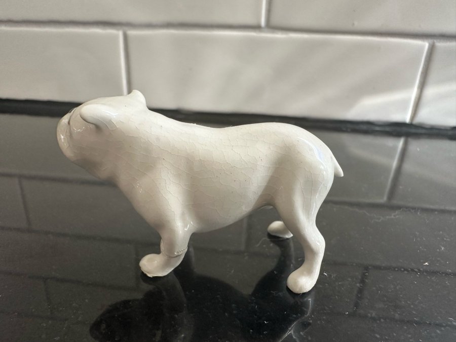 Porslinsfigur Engelsk Bulldog 7 cm