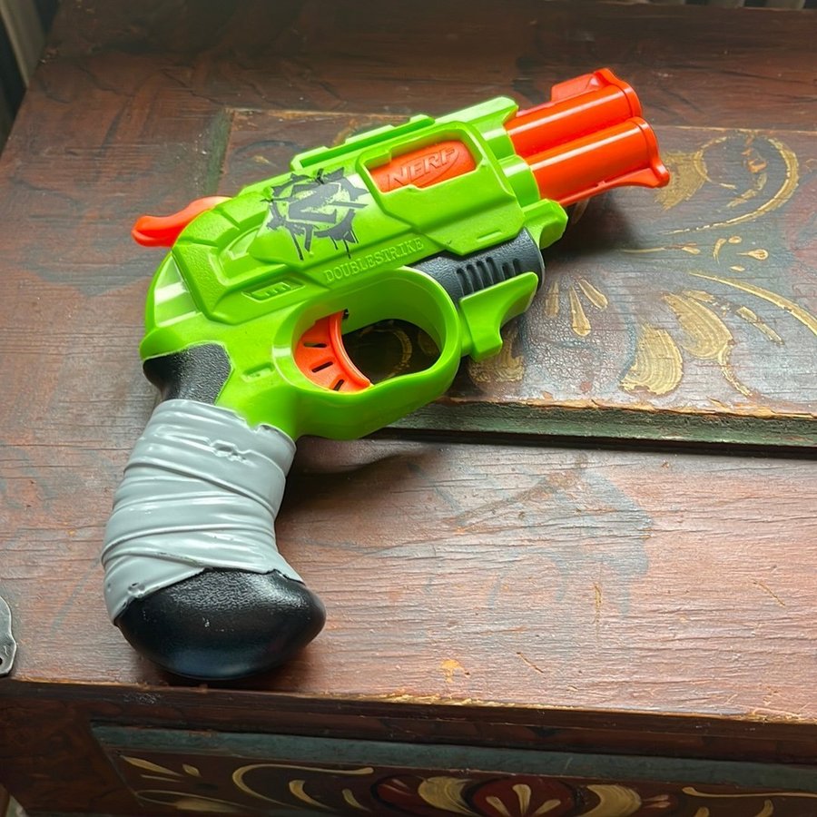 Nerf DoubleStrike