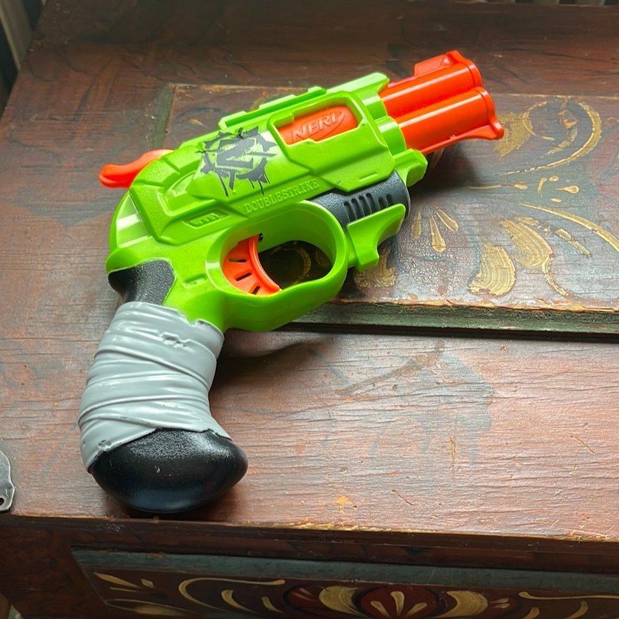 Nerf DoubleStrike