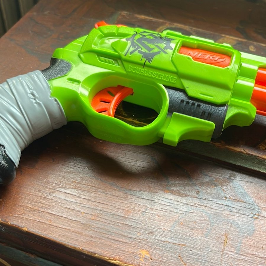 Nerf DoubleStrike