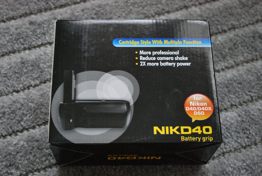 NIKD40 Battery Grip for Nikon D40 / D40X / D60