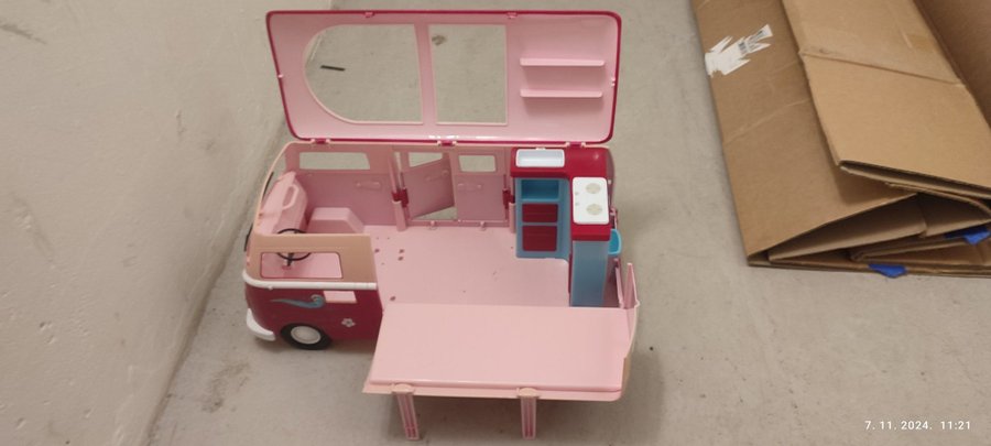 Barbie Camper Van