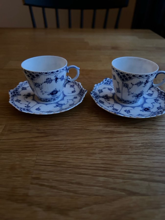 Royal Copenhagen ”Musselmalet” moccakopp 1038