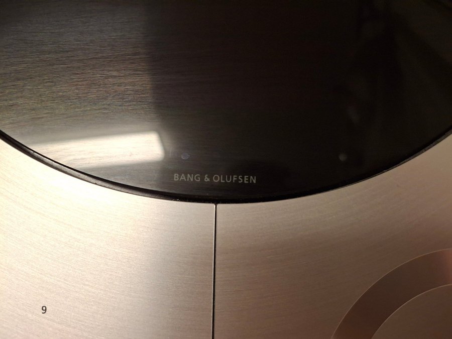 BANG  OLUFSEN Beocenter 2