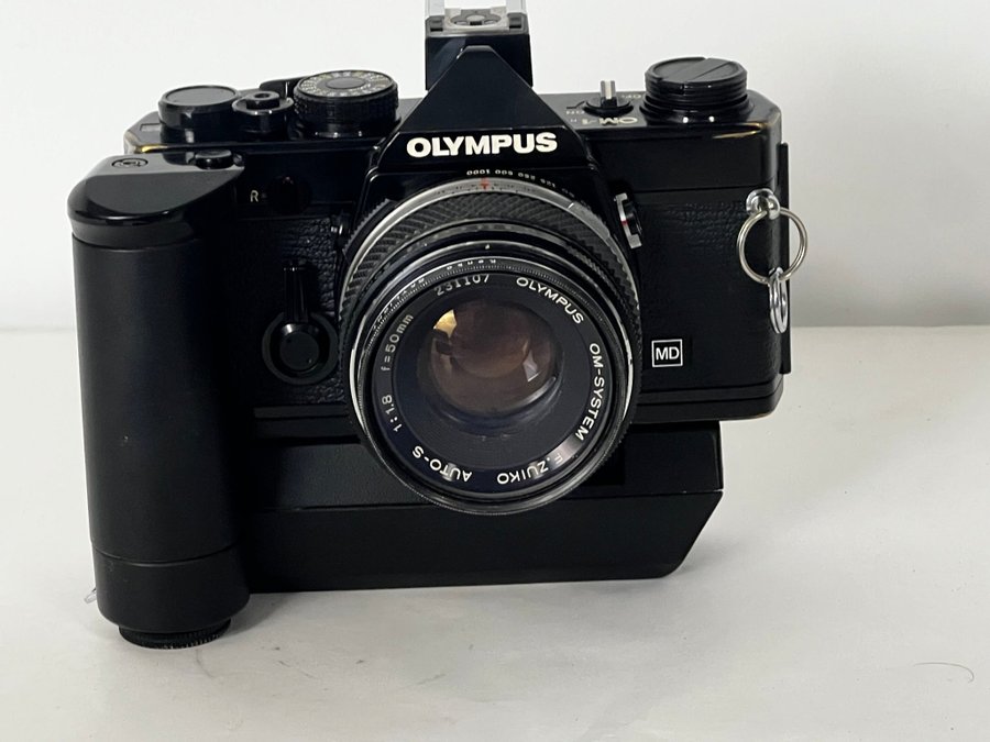 Olympus OM-1N med 50mm f/1.8 objektiv